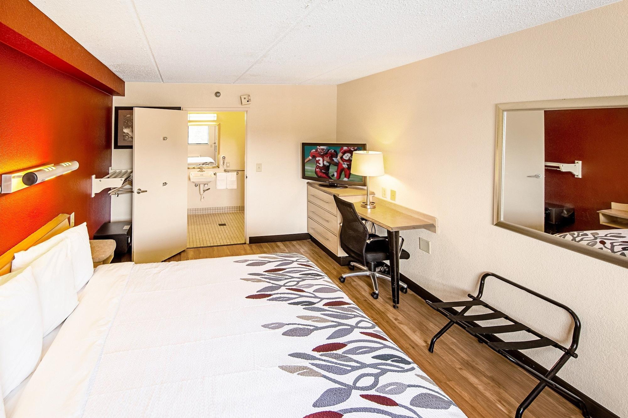 Red Roof Inn Boston - Southborough/Worcester Extérieur photo