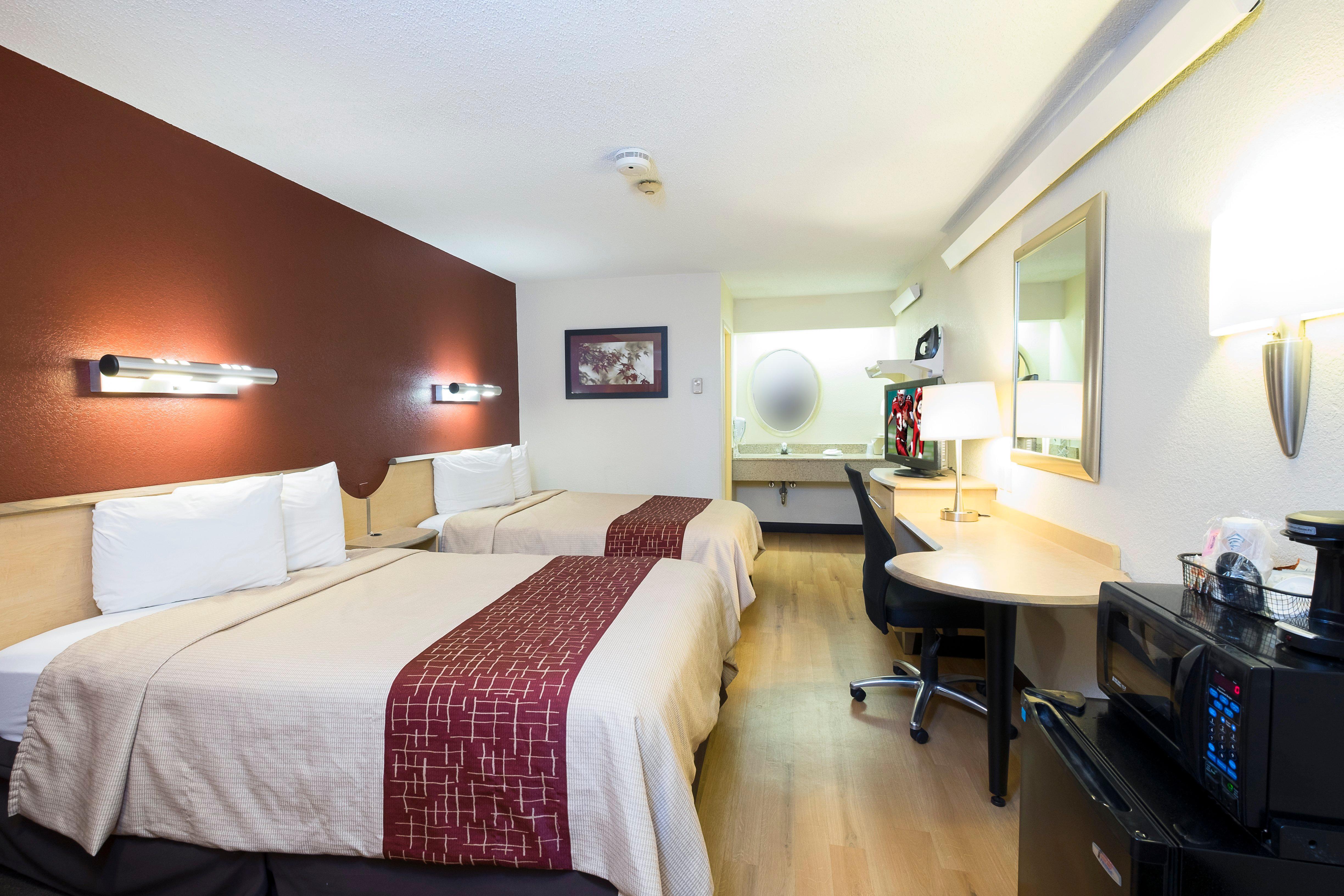 Red Roof Inn Boston - Southborough/Worcester Extérieur photo