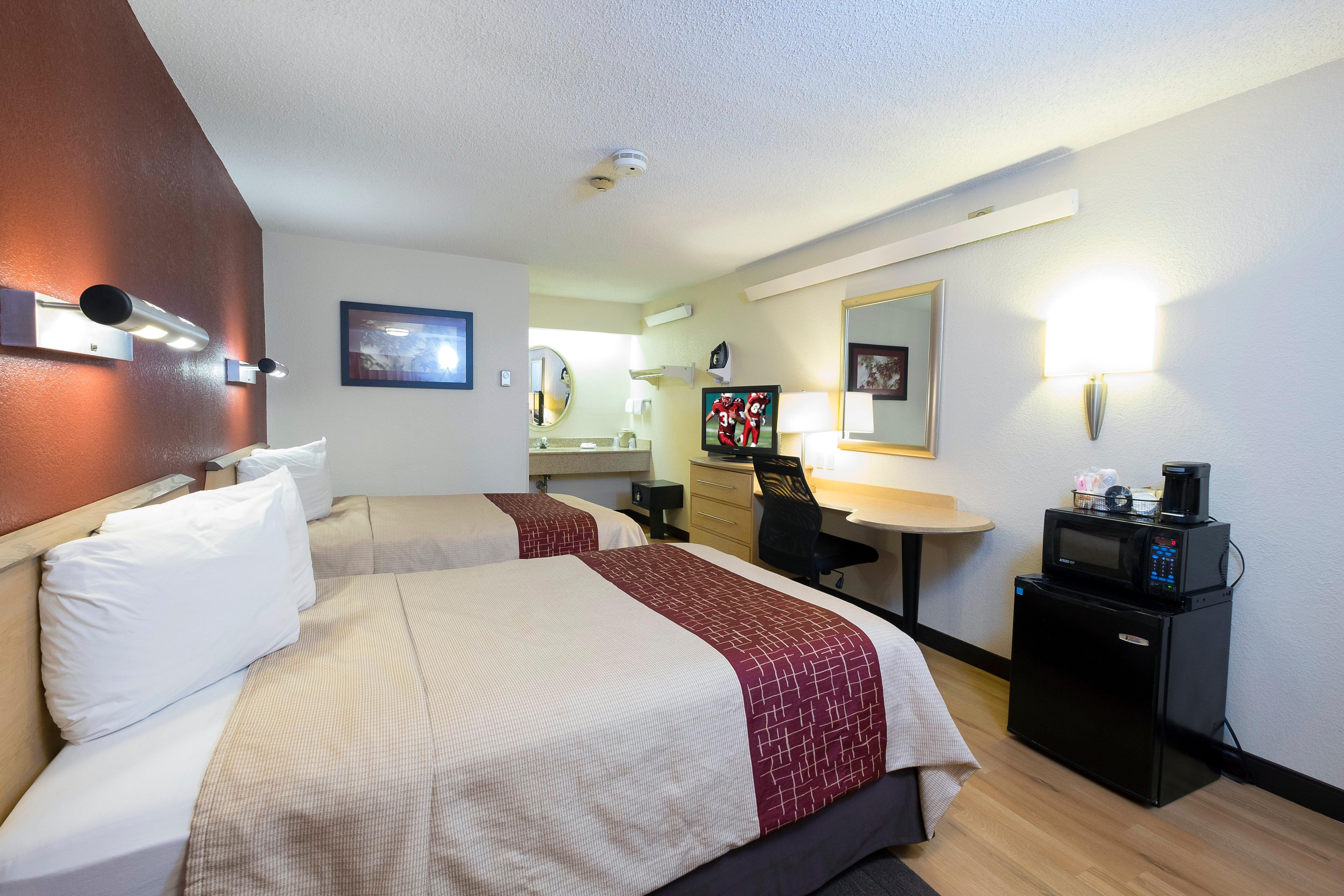 Red Roof Inn Boston - Southborough/Worcester Extérieur photo