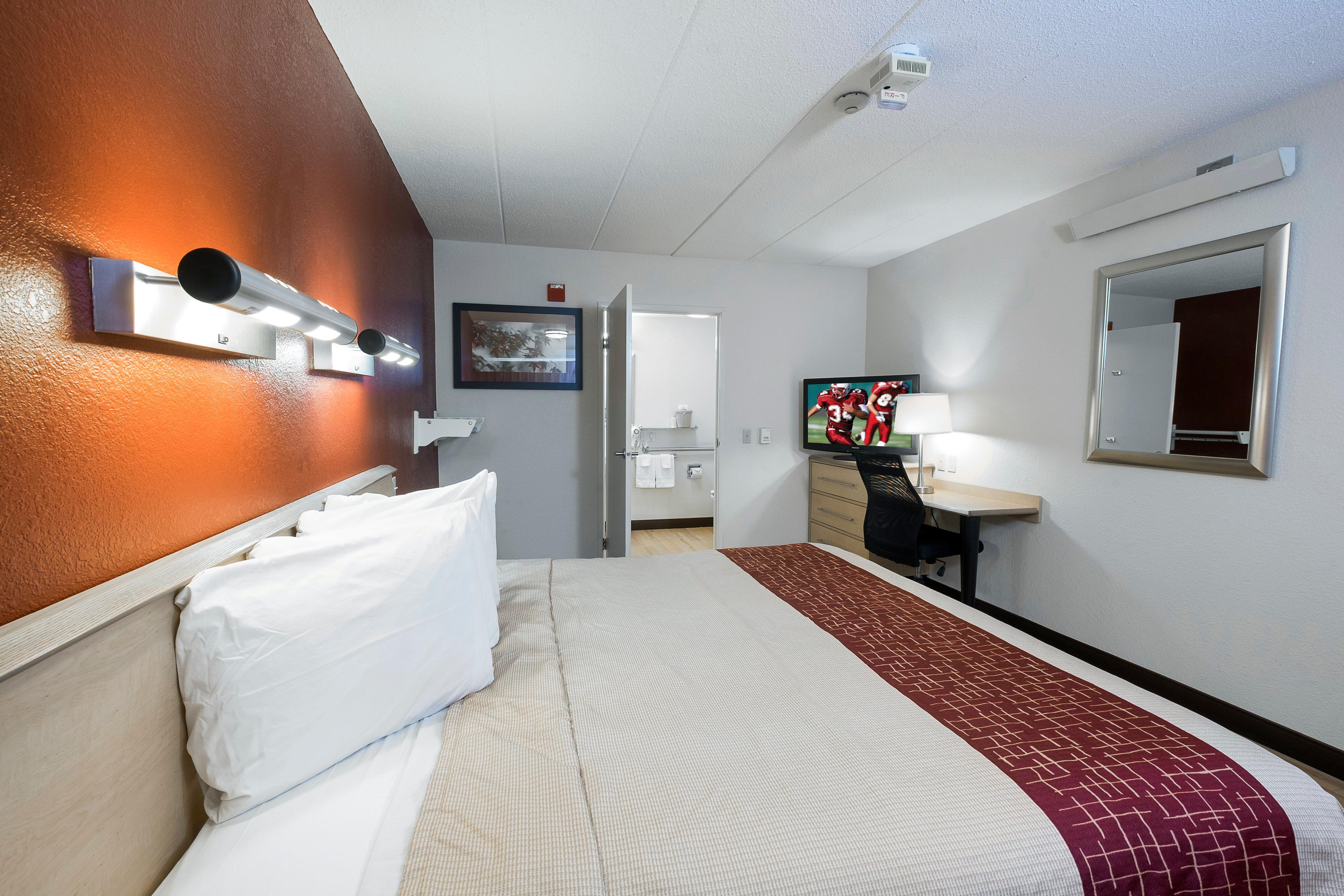Red Roof Inn Boston - Southborough/Worcester Extérieur photo